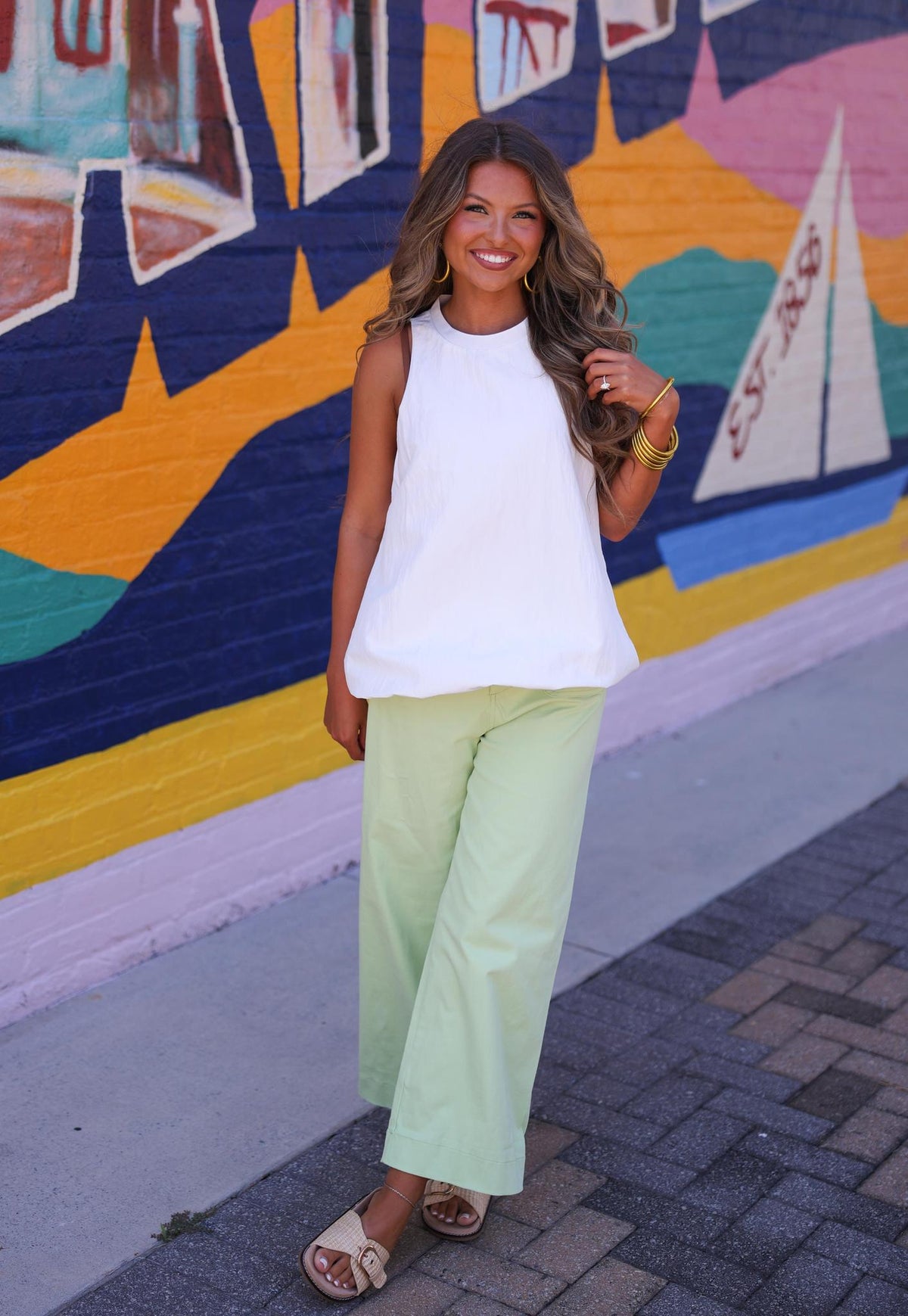 White Sleeveless Crew Neck Top