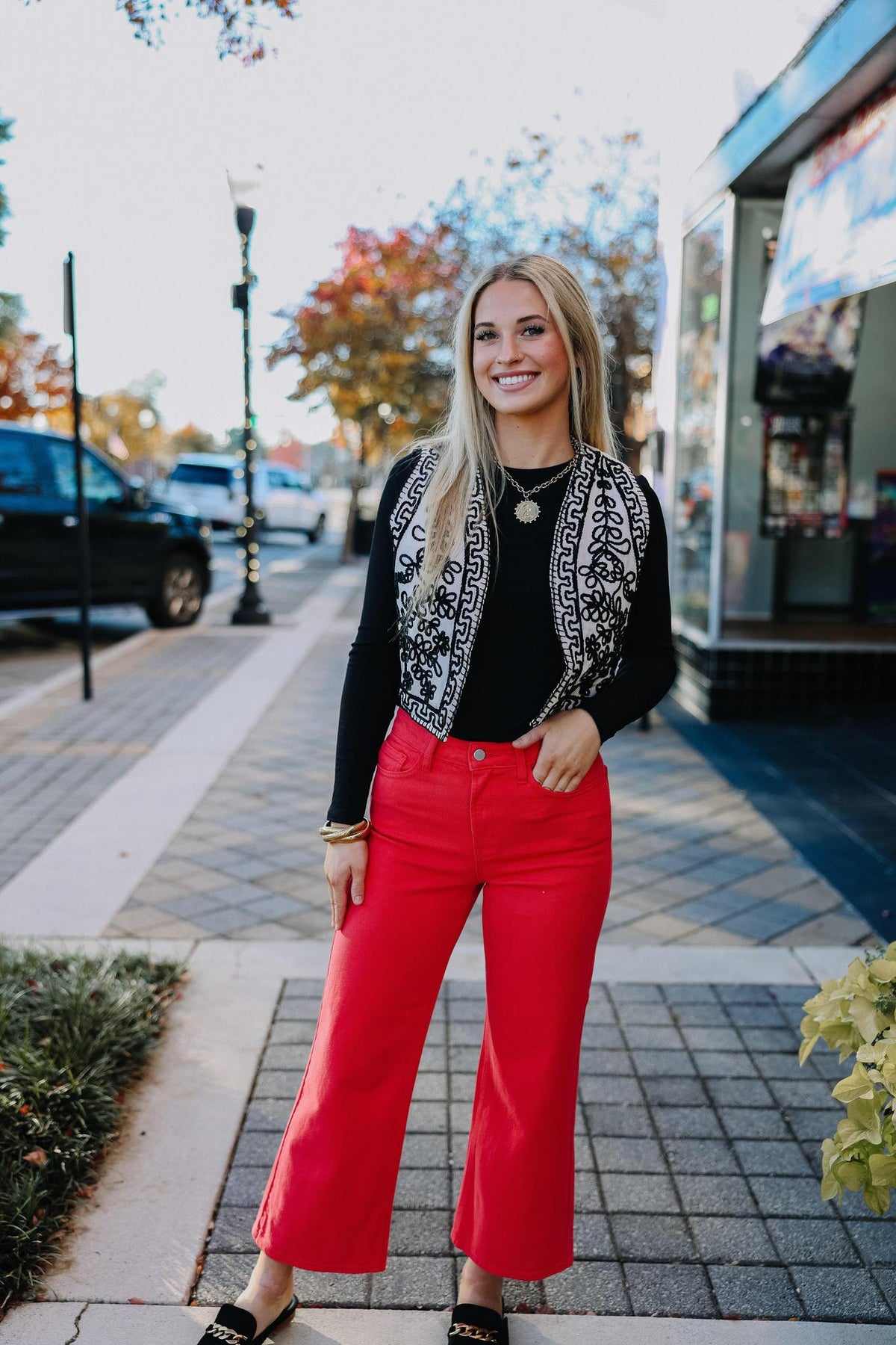 The Contrast Charm Vest