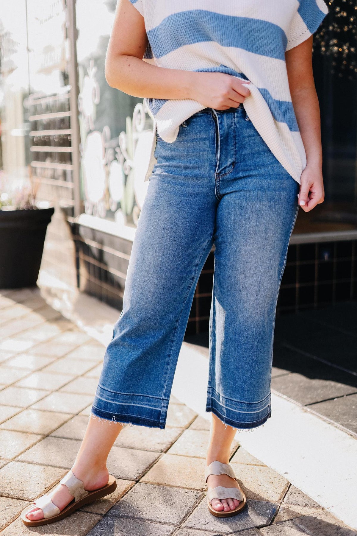 The Kelly Cropped Jean